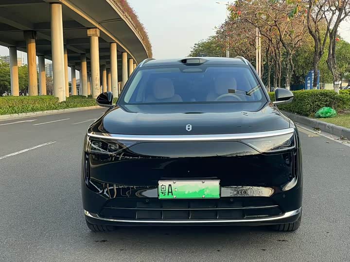 Aito M8 2025 2025款 增程 Max+版 53.4kWh 6座版 (192线激光雷达）