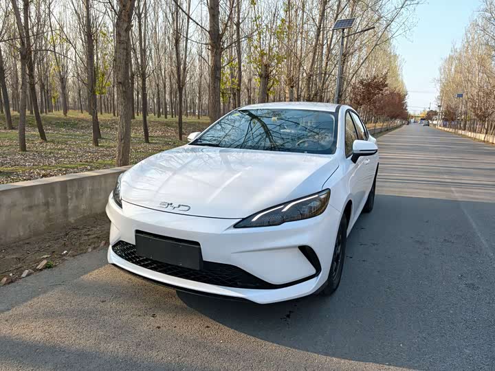 BYD Seal 05 DM-i Hybrid 2026 2026款 DM-i 128KM豪华型