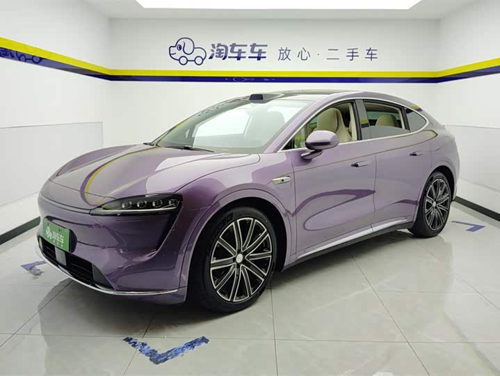 Luxeed R7