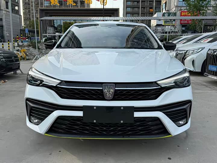 Photo 2 - Roewe i5