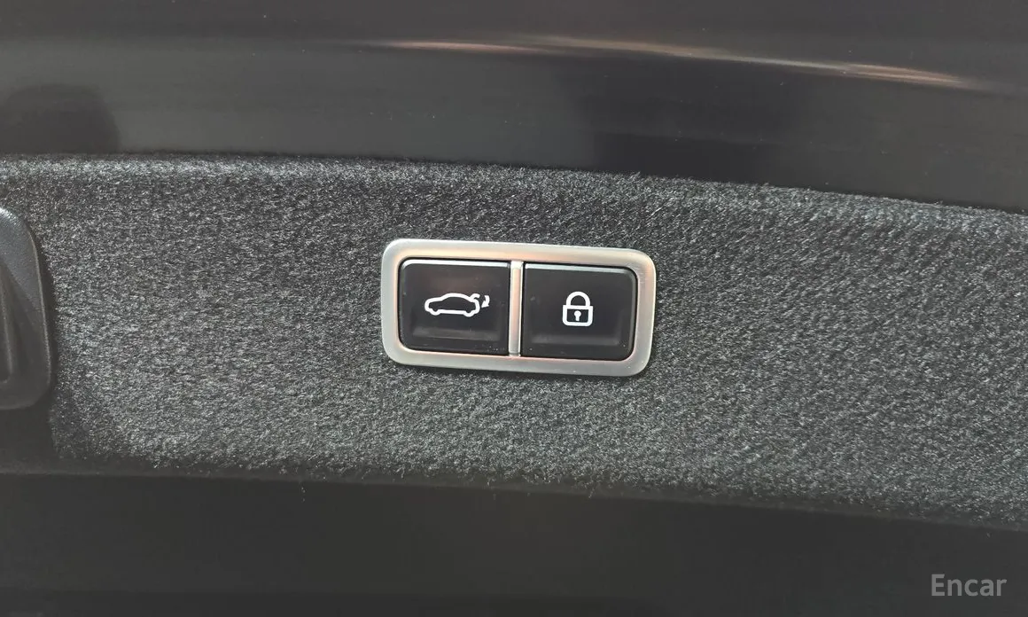 Photo 20 - Genesis G80