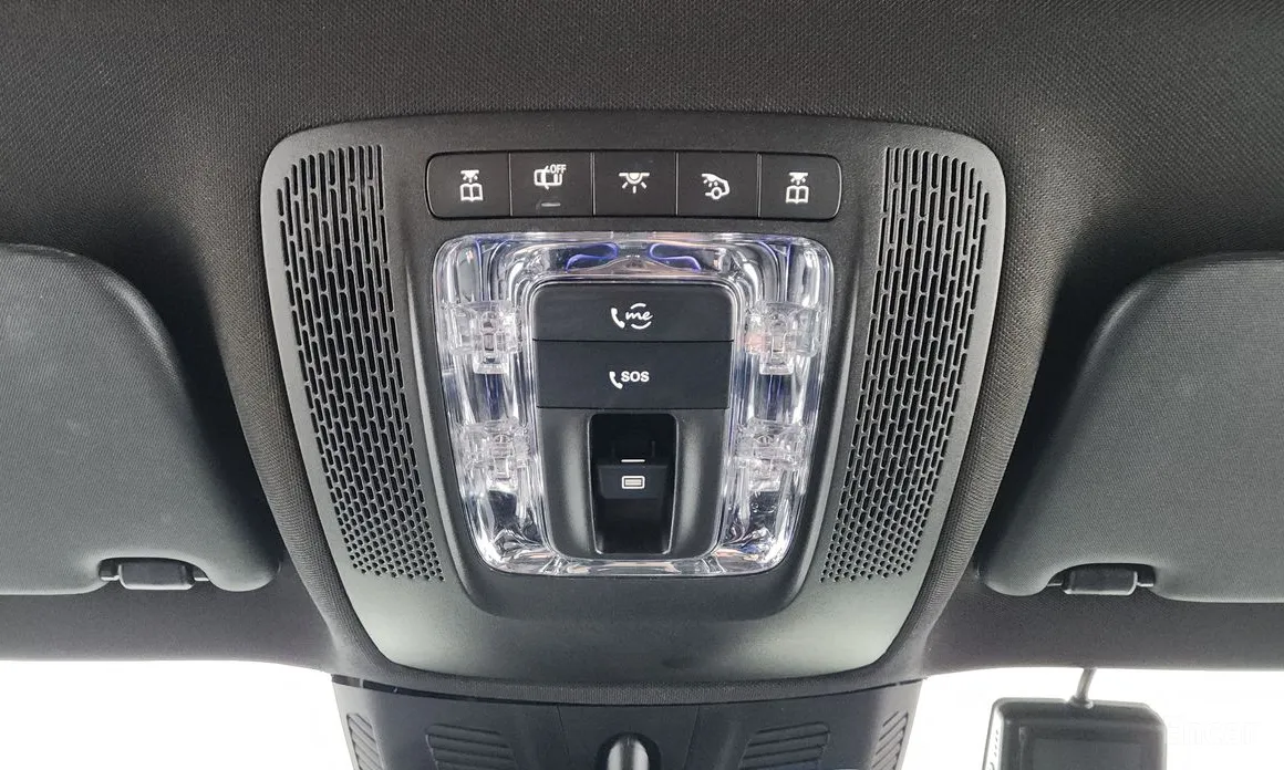 Mercedes-Benz GLB-Class 2020 GLB250 4MATIC