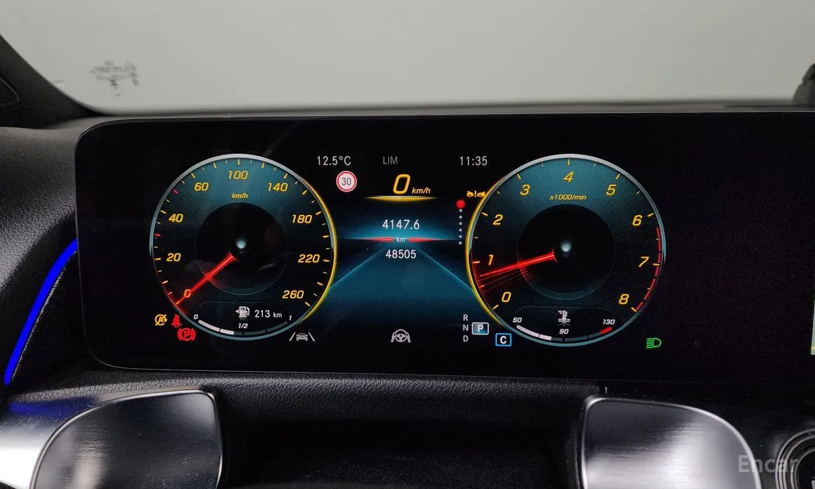 Mercedes-Benz GLB-Class 2020 GLB250 4MATIC
