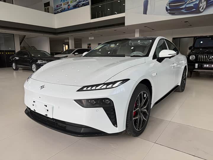 Dongfeng Yipai eπ 007