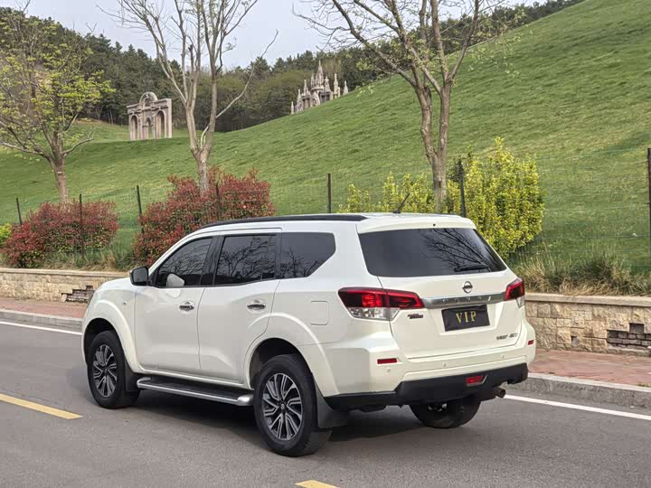 2020 Nissan Terra