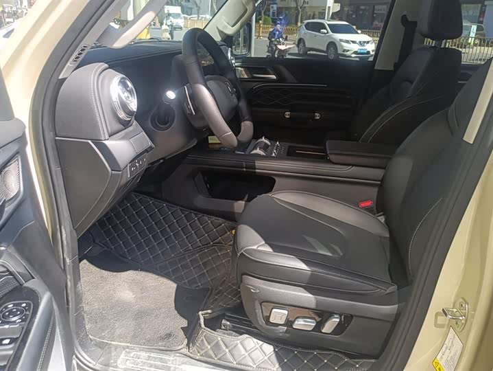 Tank 300 Hybrid 2025 2025款 Hi4-T 37.1kWh