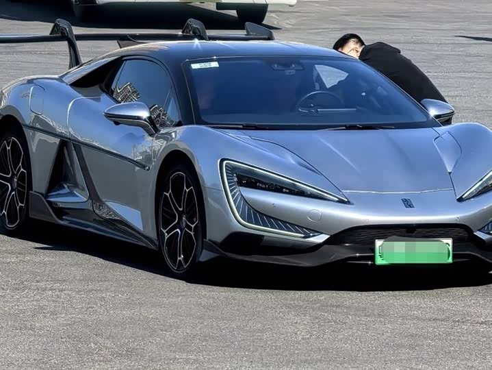 BYD Yangwang U9