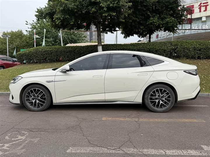 BYD Seal 07 DM-i Hybrid 2025 2025款 DM-i 1.5L 125km 豪华型