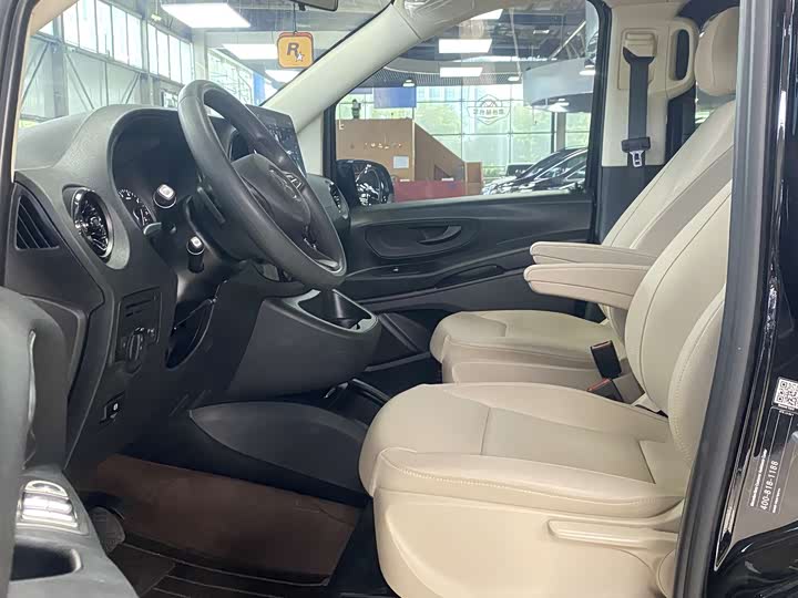 Zdjęcie 6 - Mercedes-Benz Vito
