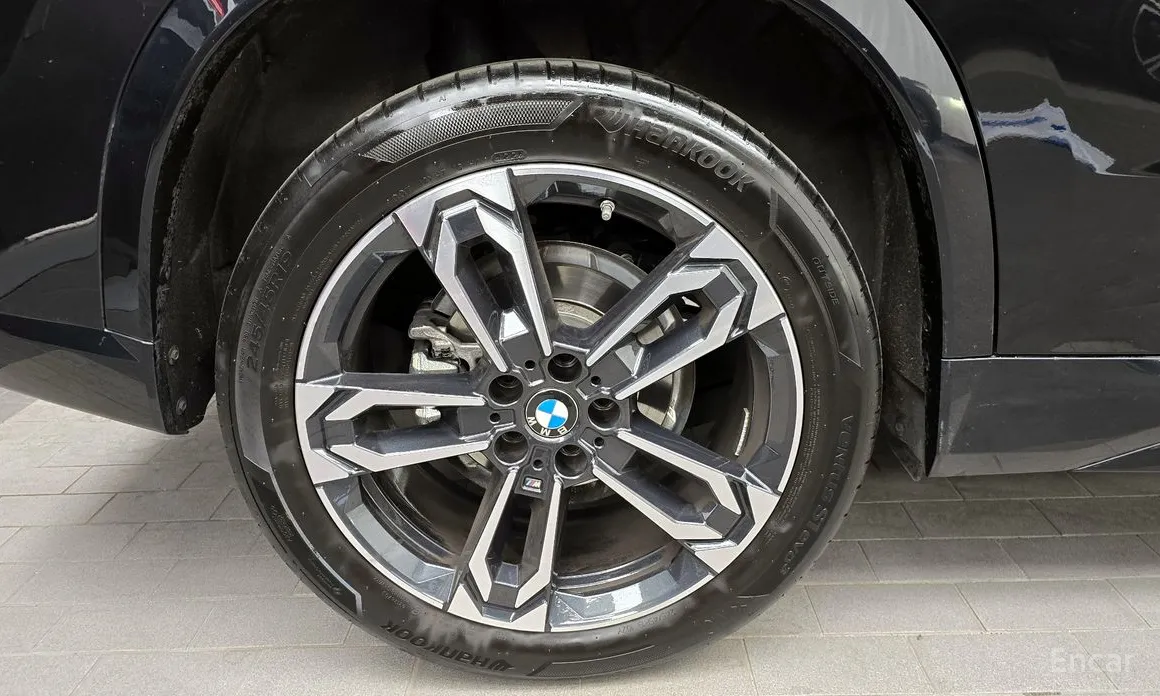 2023 BMW X1