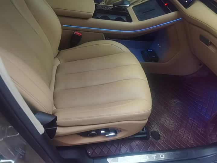 Aito M7 2022 2022款 1.5T 后驱舒适版