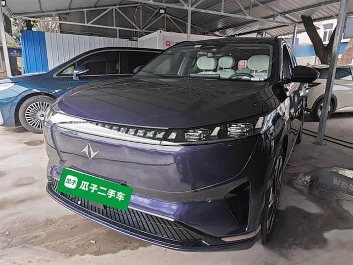 Dongfeng Yipai eπ 008