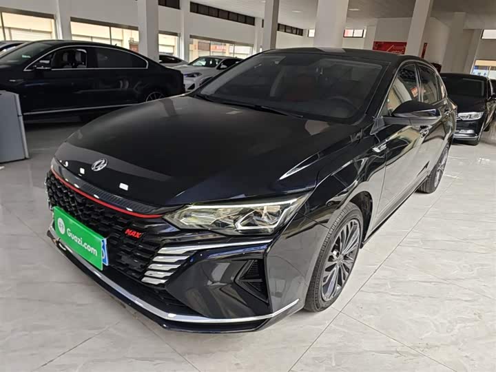 Dongfeng Aeolus Yixuan Max