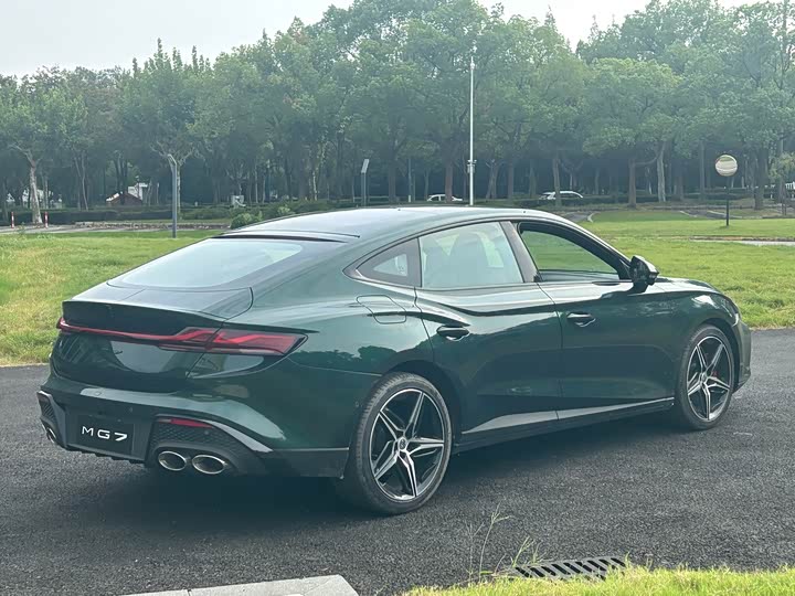 MG Motor 7 2026 2026款 2.0T Trophy+ 超级智驾版