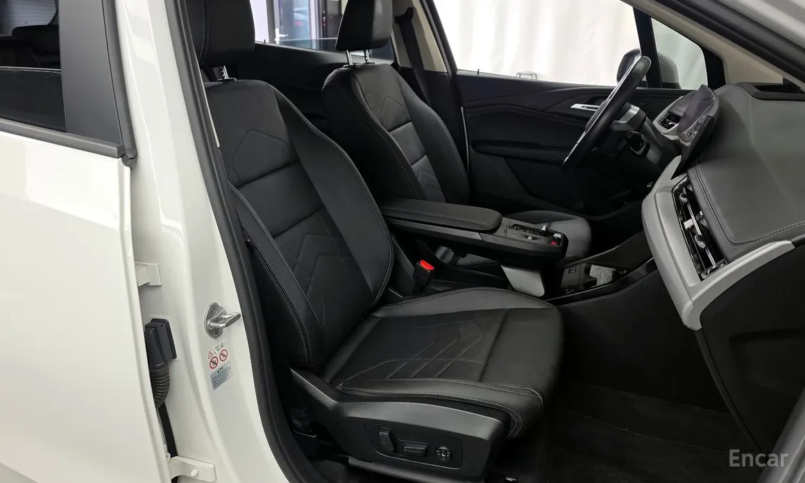BMW 2 Series 2022 220i Advantage