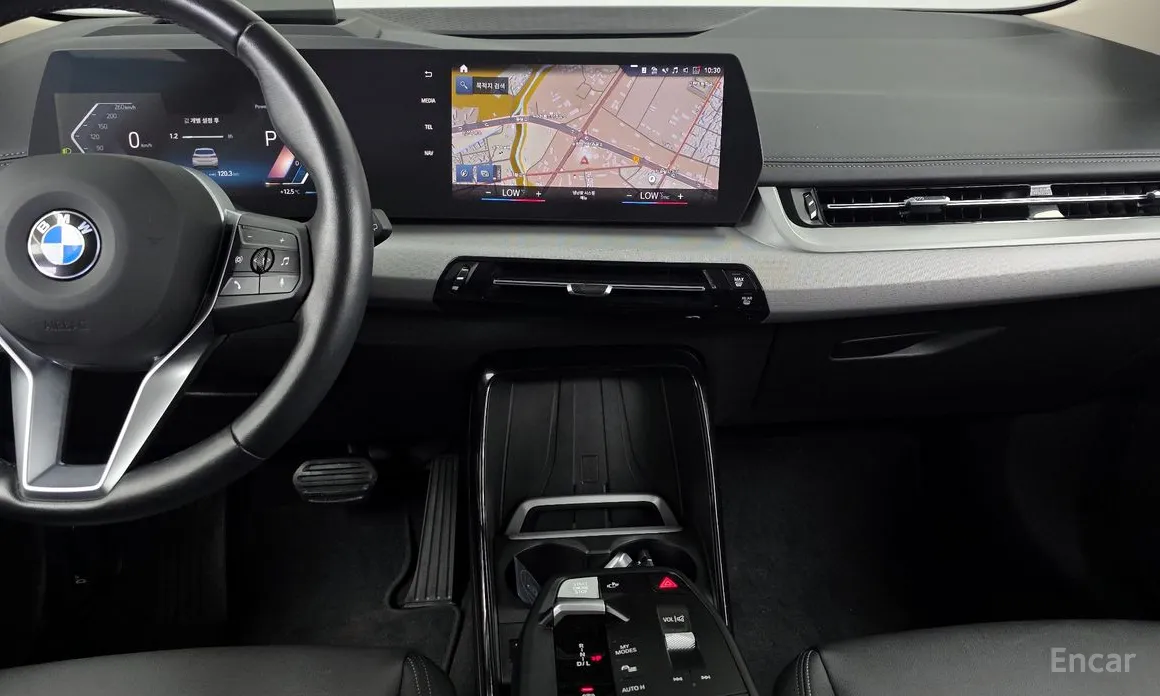 BMW 2 Series 2022 220i Advantage