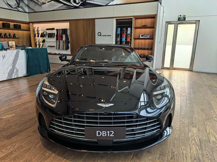 Aston Martin DB12 2025 2025款 4.0T V8 Coupe