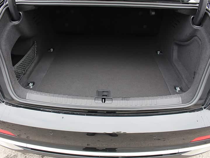 Zdjęcie 6 - Audi A6L