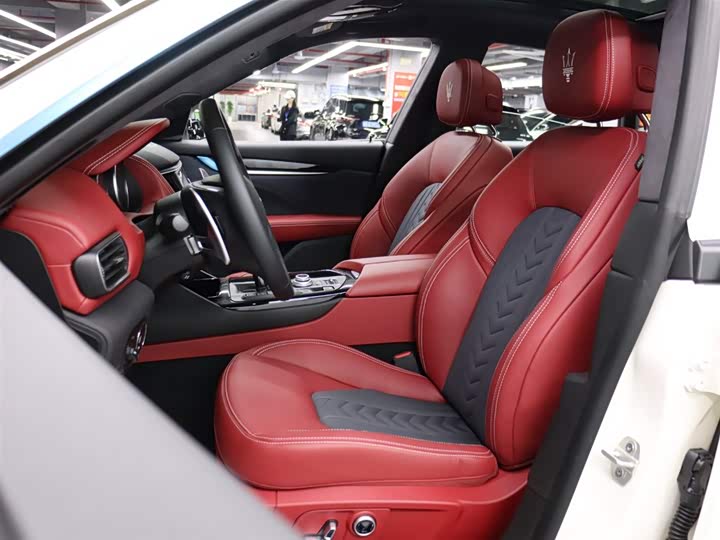 Maserati Levante 2024 2024款 2.0T GT Ultima
