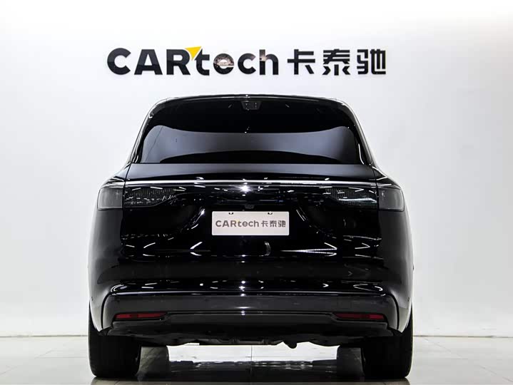 Aito M8 2025 2025款 增程 Ultra版 53.4kWh 5座版 (192线激光雷达）
