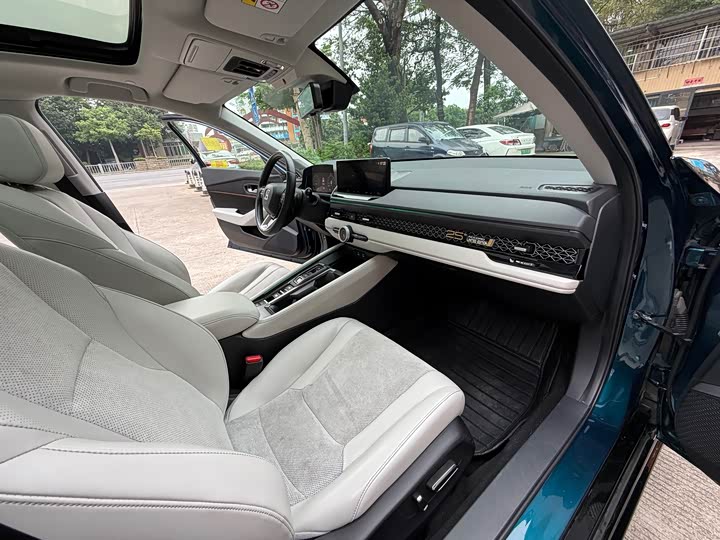 Honda Accord Hybrid 2023 2023款 2.0L e:PHEV 旗舰版