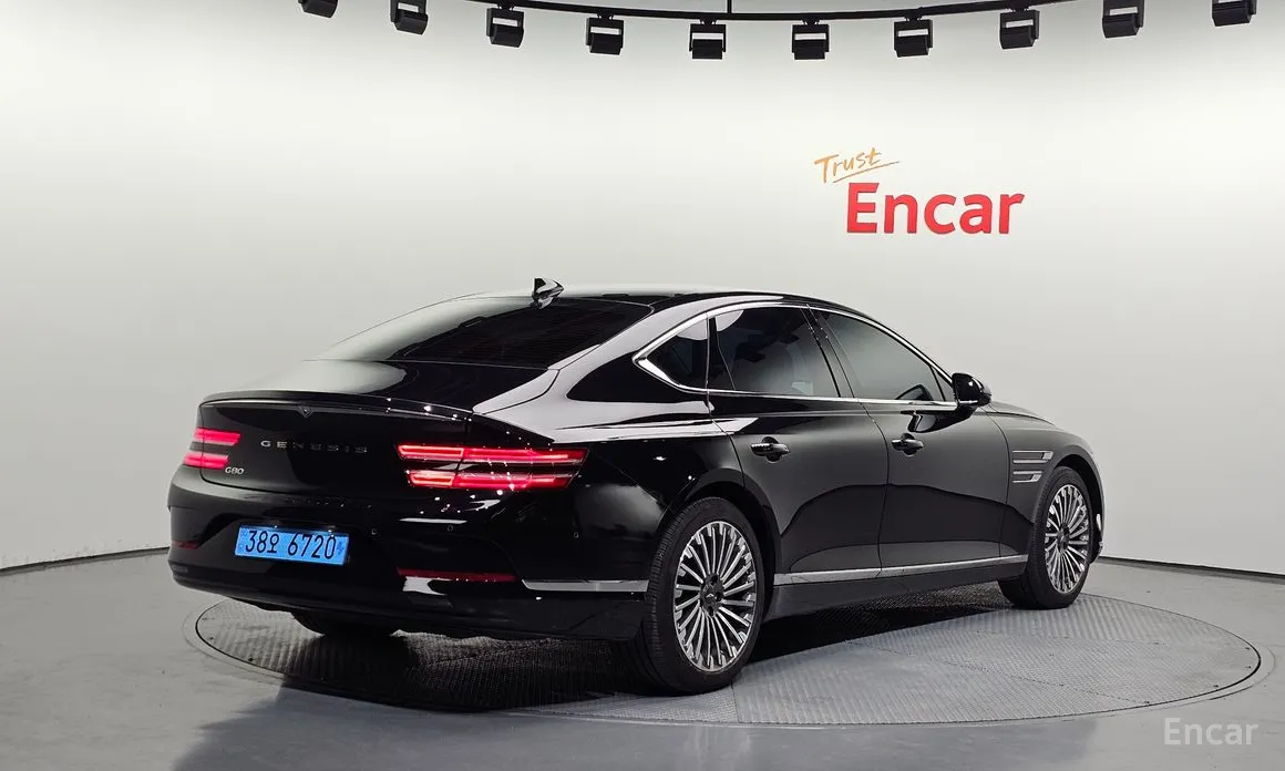 2021 Genesis G80