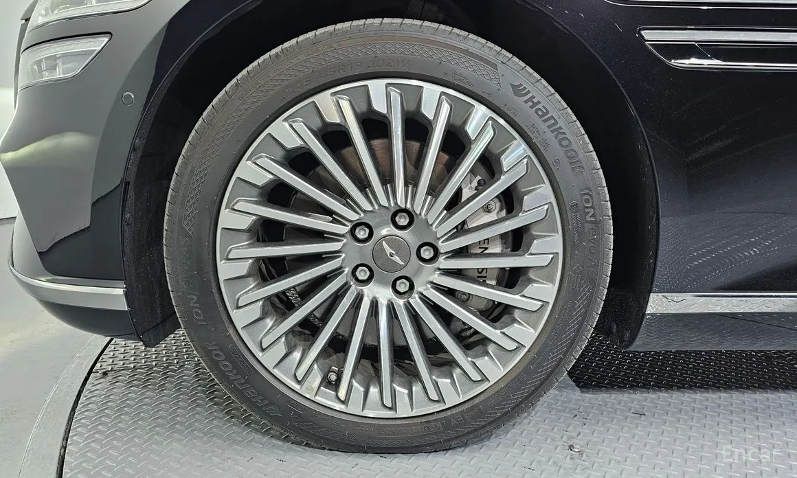 2021 Genesis G80