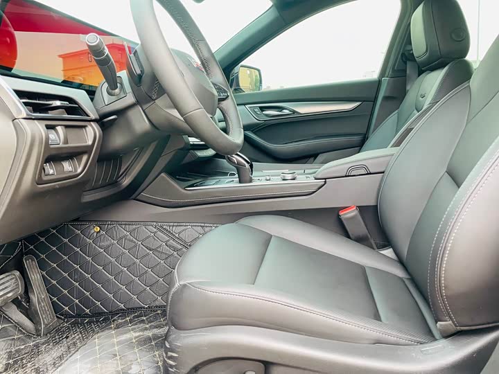 Cadillac CT5 2025 2025款 28T 城市运动版