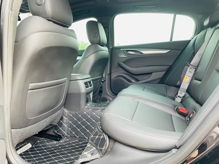 Cadillac CT5 2025 2025款 28T 城市运动版