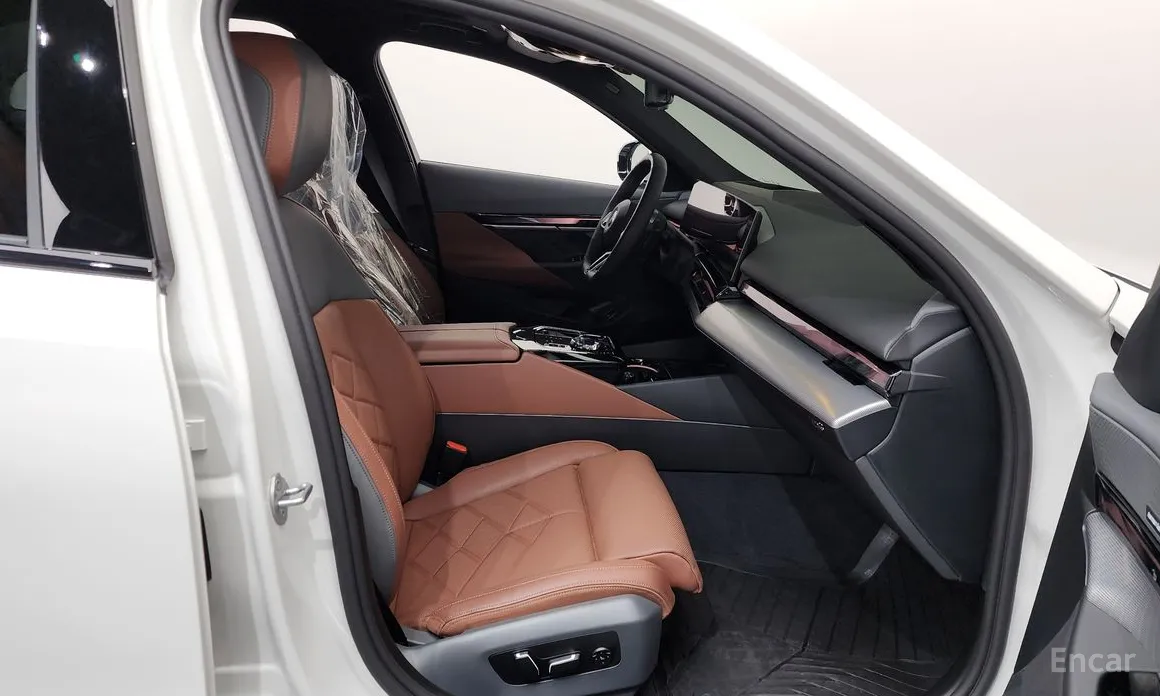 BMW 5 Series 2023 530i xDrive M Sport