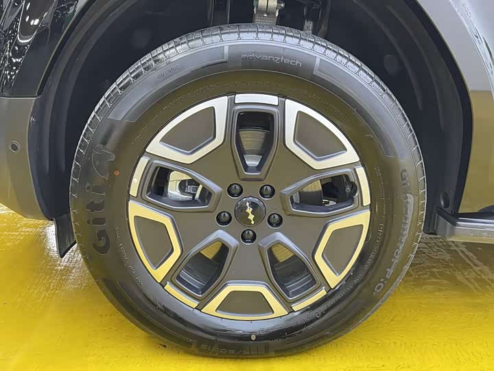 BYD FangChengBao Titanium 7 (Tai 7) 2025 2025款 200KM两驱Max版