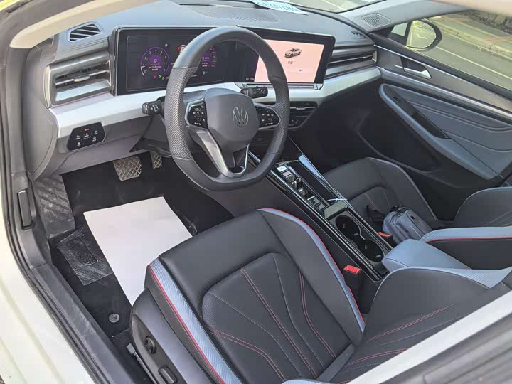 Фото 4 - Volkswagen Lamando L