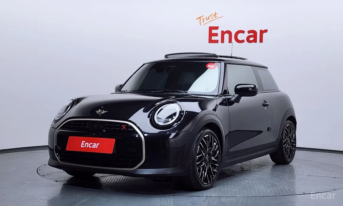 Mini Cooper 2024 Favoured