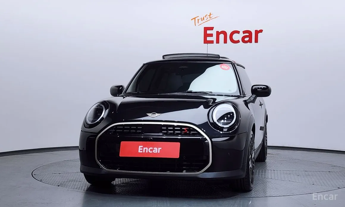 Mini Cooper 2024 Favoured