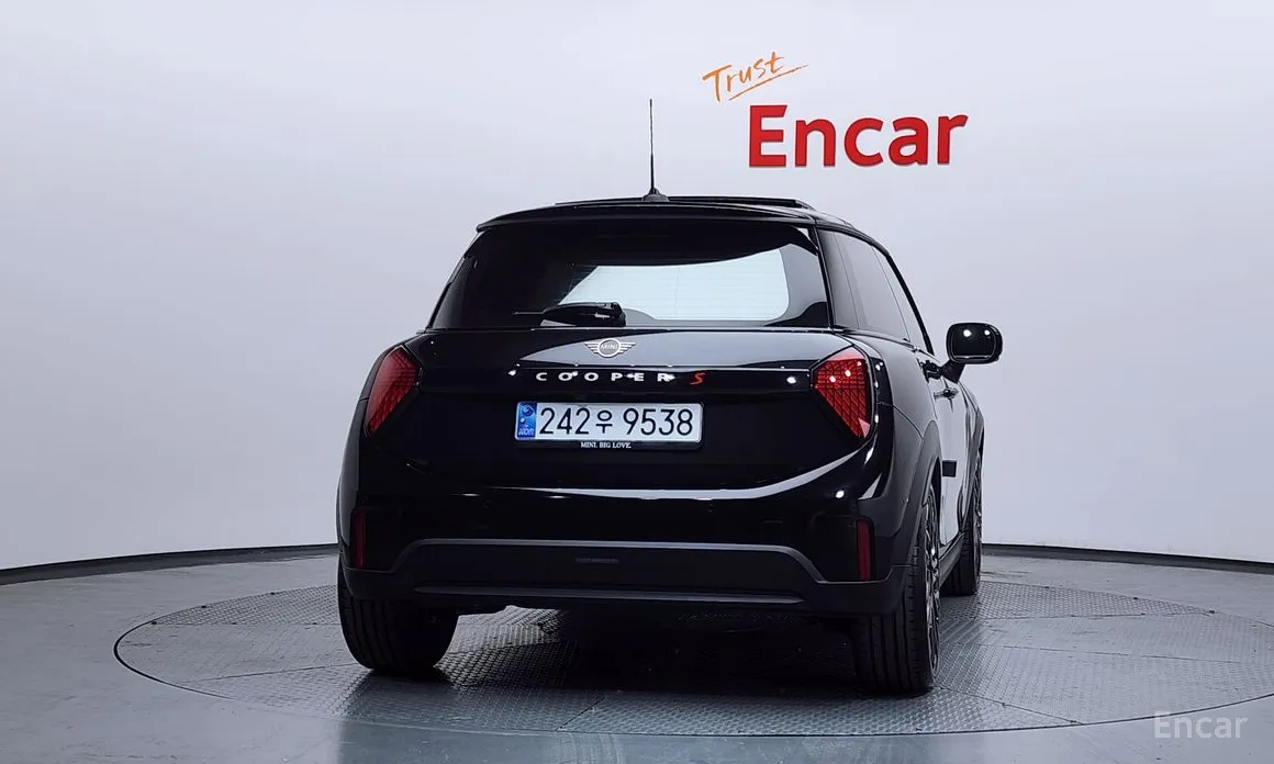 Mini Cooper 2024 Favoured