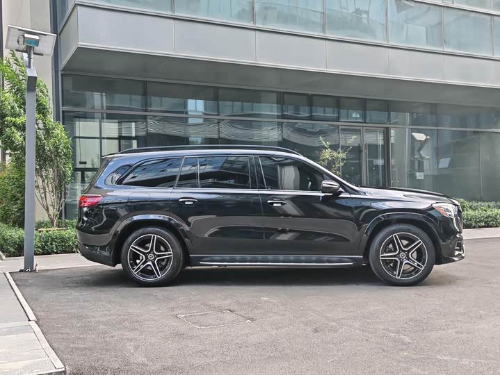 Фото 2 - Mercedes-Benz GLS-Class