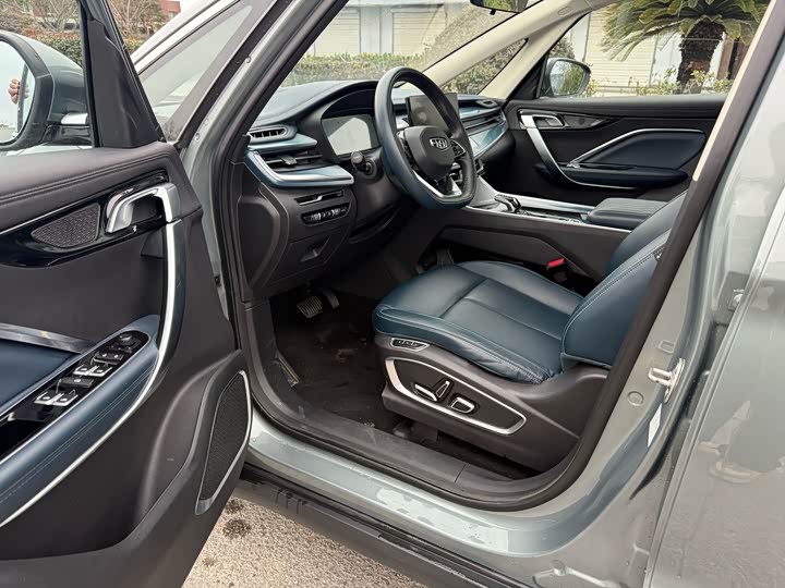 2023 Geely Jiaji
