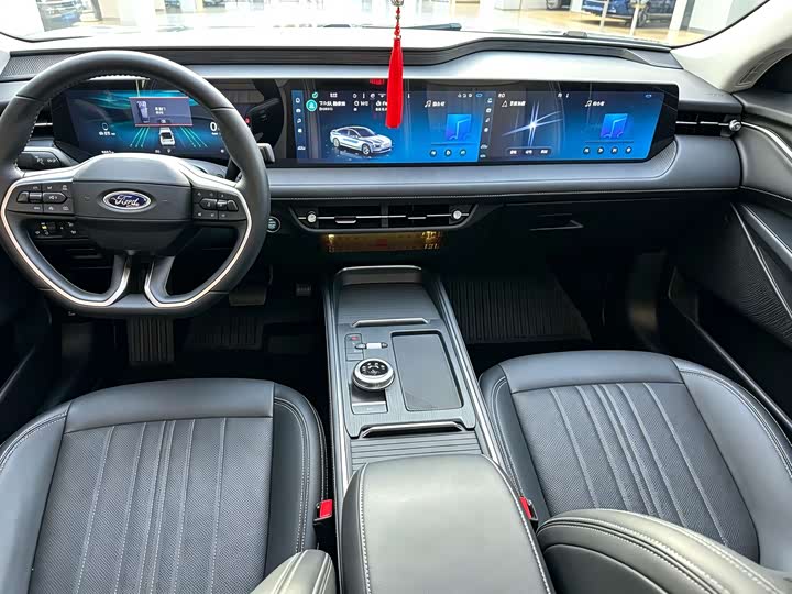 Ford Mondeo 2025 2025款 2.0T EcoBoost 豪华型