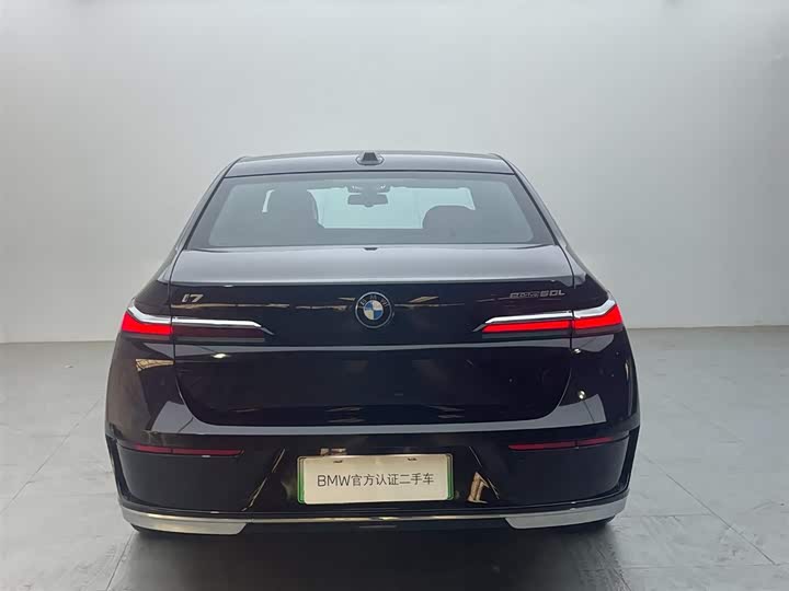 BMW i7 2023 2023款 eDrive50L 尊享豪华套装