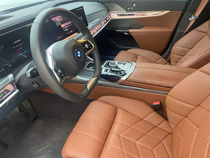 BMW i7 2023 2023款 eDrive50L 尊享豪华套装