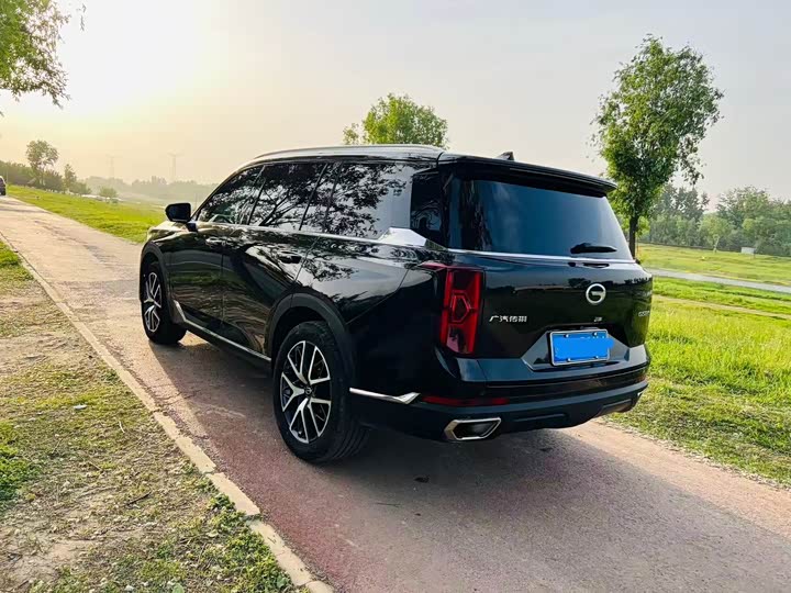 Фото 7 - GAC Trumpchi GS8