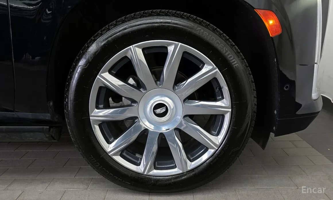 Cadillac Escalade 2021 6.2