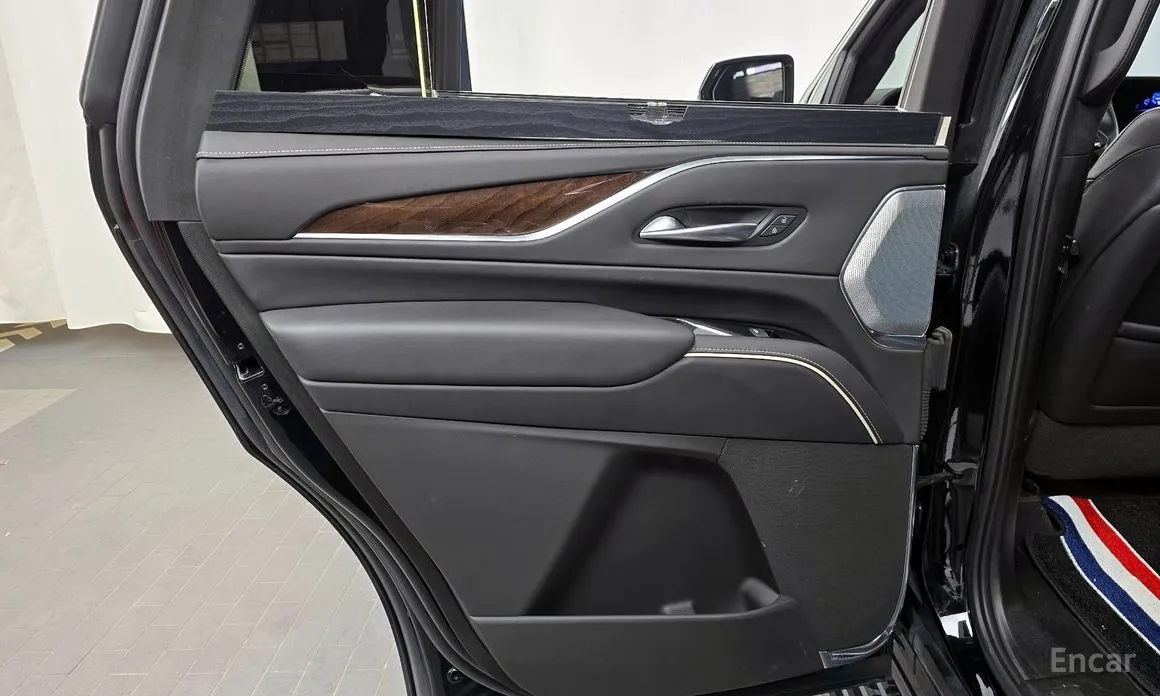 Cadillac Escalade 2021 6.2