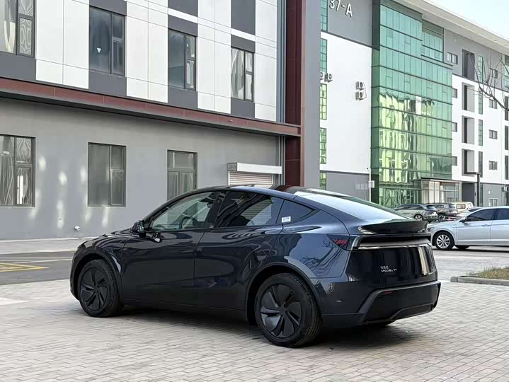 Tesla Model Y 2026 2026款 后轮驱动版