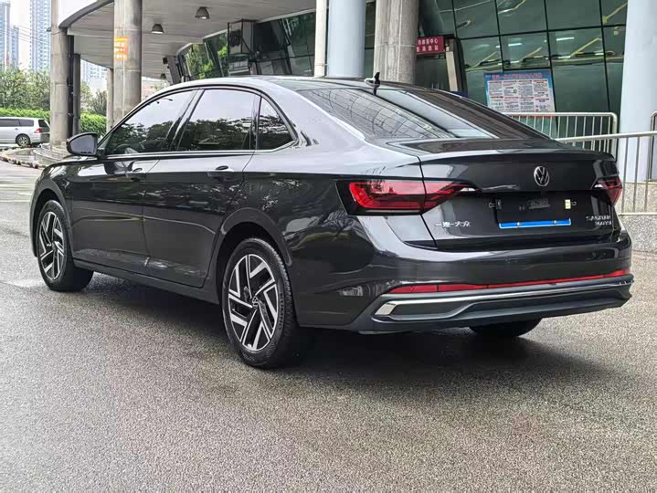 Volkswagen Sagitar L 2026 2026款 改款 3000万辆甄选款 300TSI DSG 超越版