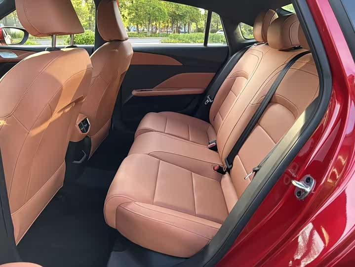 MG Motor 5 2025 2025款 300TGI 全球旗舰版