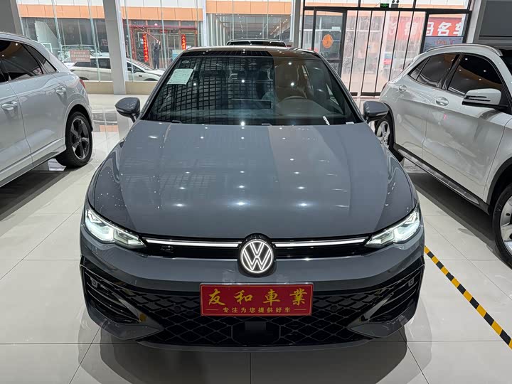 2025 Volkswagen Golf