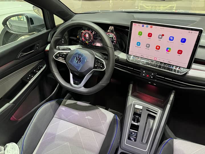Volkswagen Golf 2025 2025款 300TSI R-Line