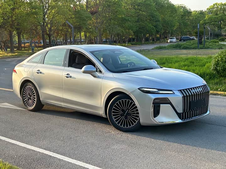 Roewe M7 DMH 2025 2025款 160km臻享版