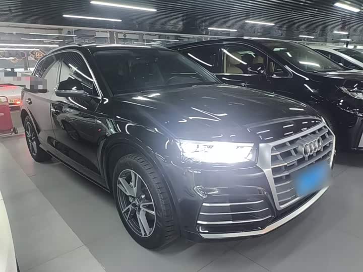 Audi Q5L 2020 2020款 改款 40 TFSI 荣享时尚型